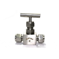 SS Needle Valve Instrumentation High Pressure Square Body Ferrule type (3000PSI) Stainless Steel 304
